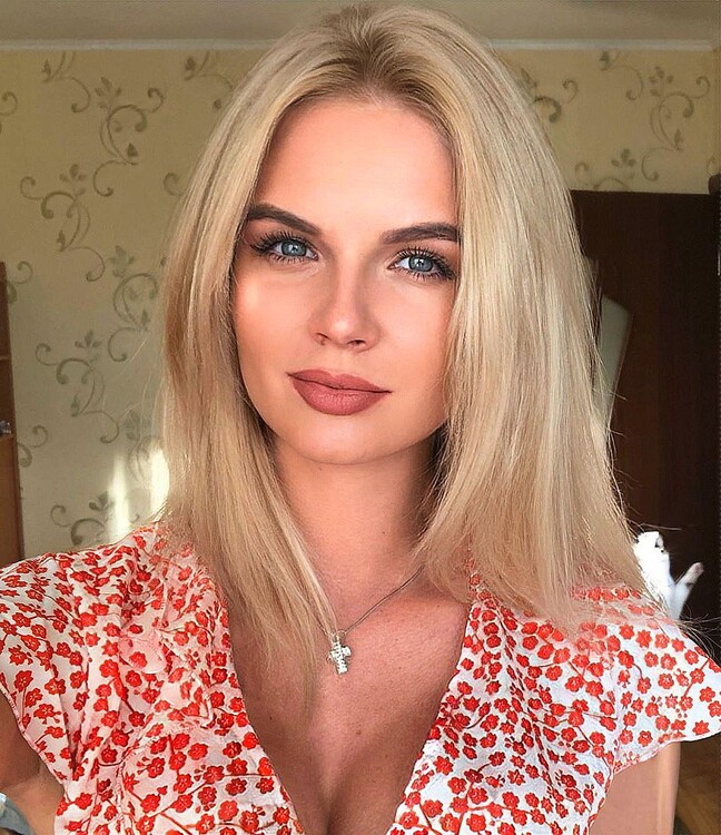 Iryna download european dating app