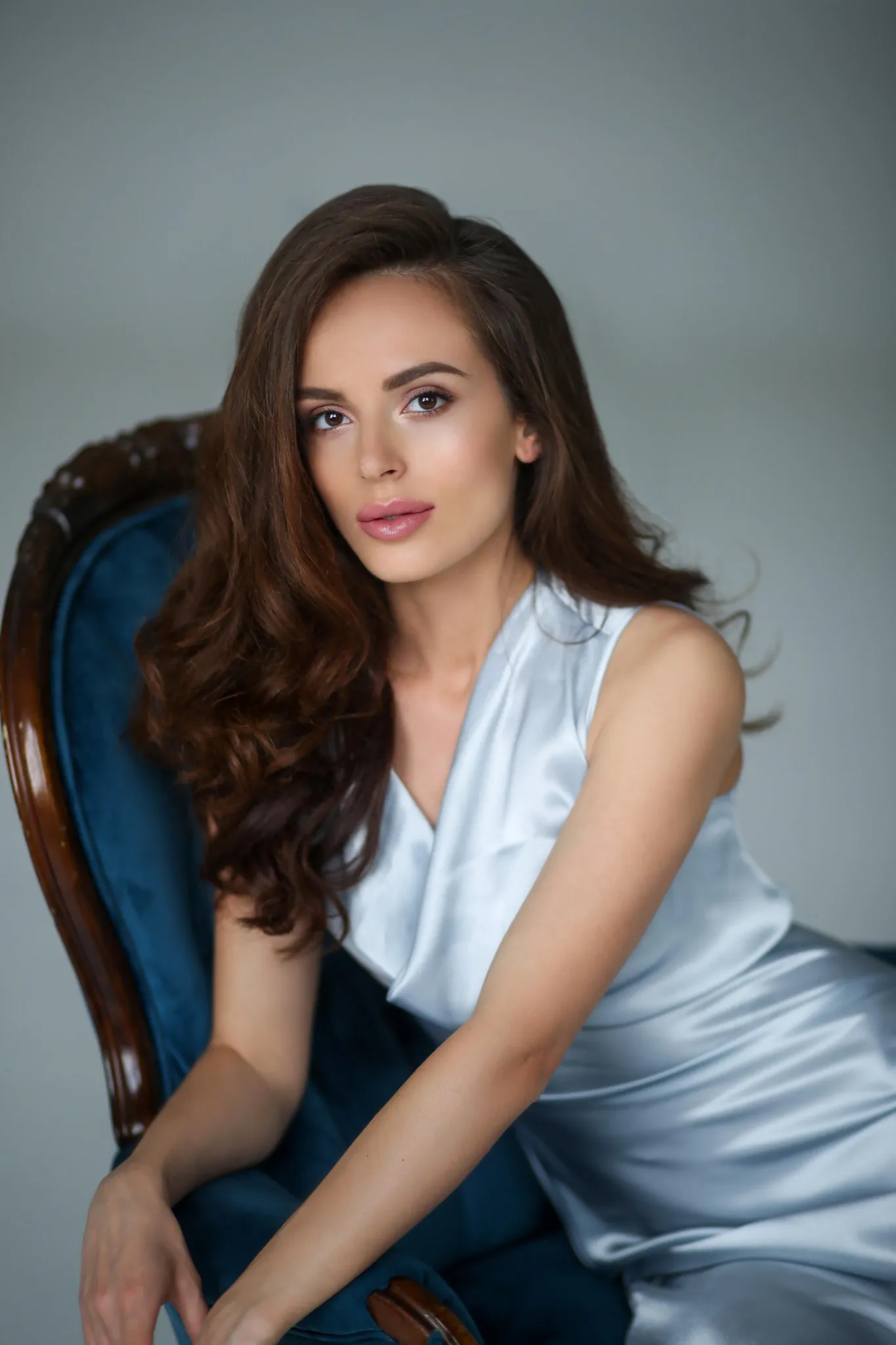 Julia eastern european dating