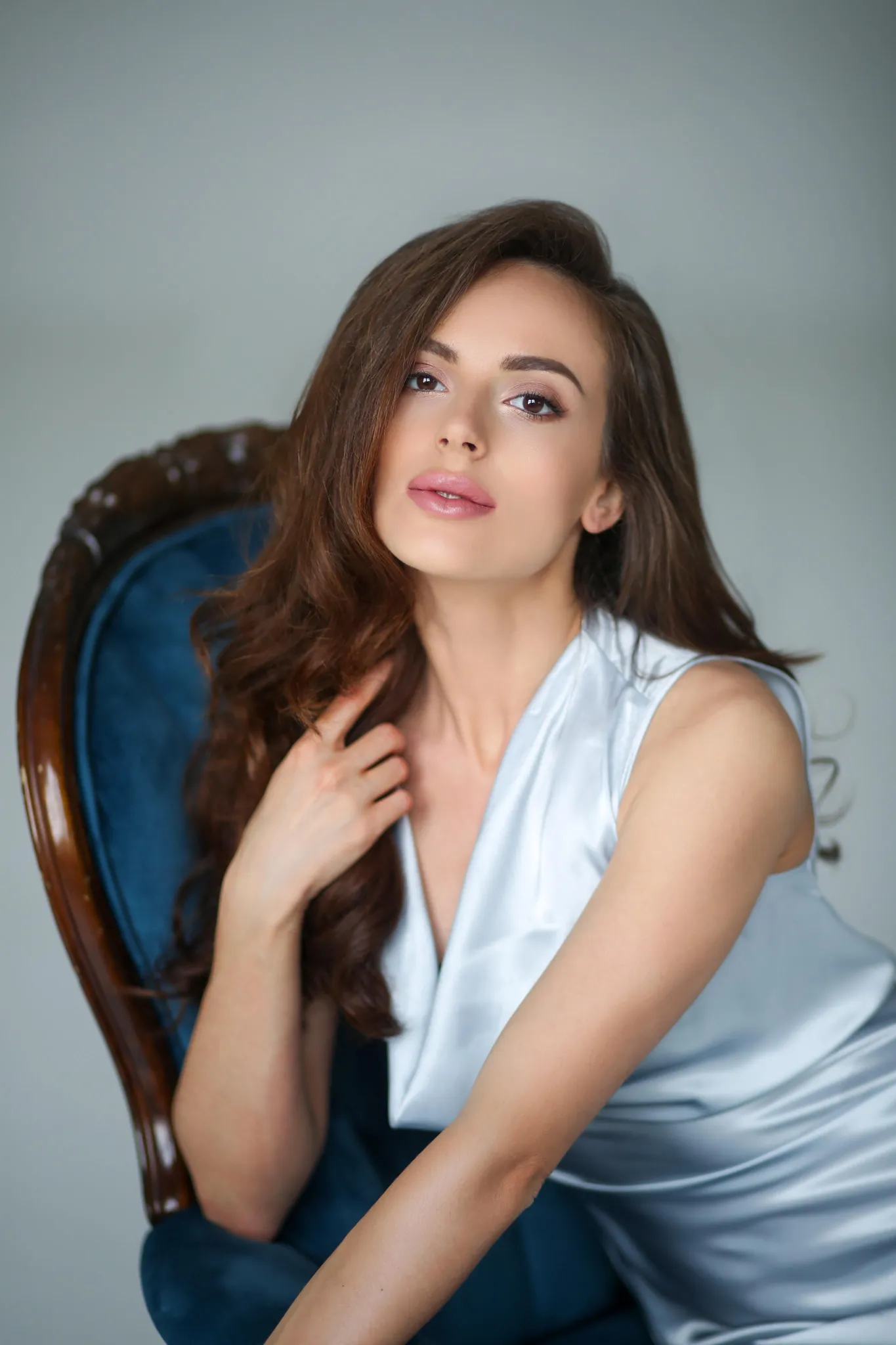 Julia eastern european dating