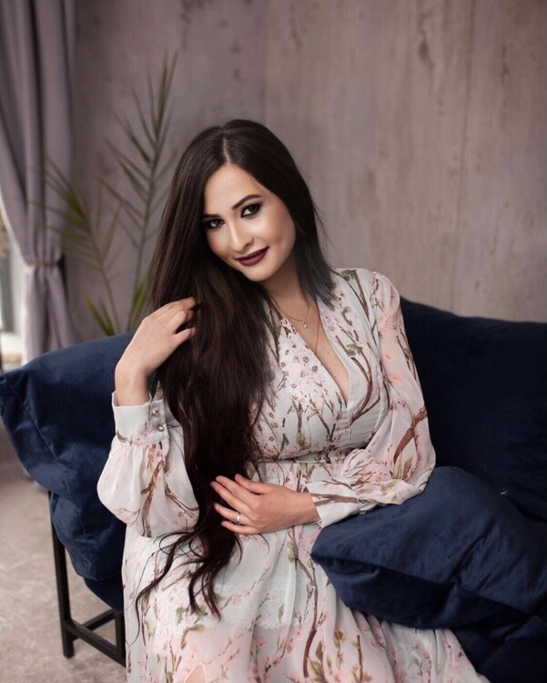 Elena eastern european dating sites